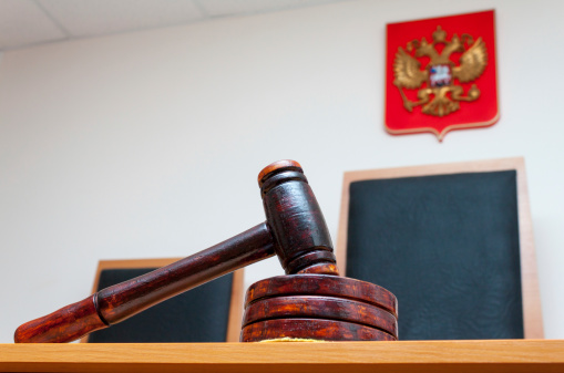 Бабушкинский суд продлил домашний арест даме с арбалетом