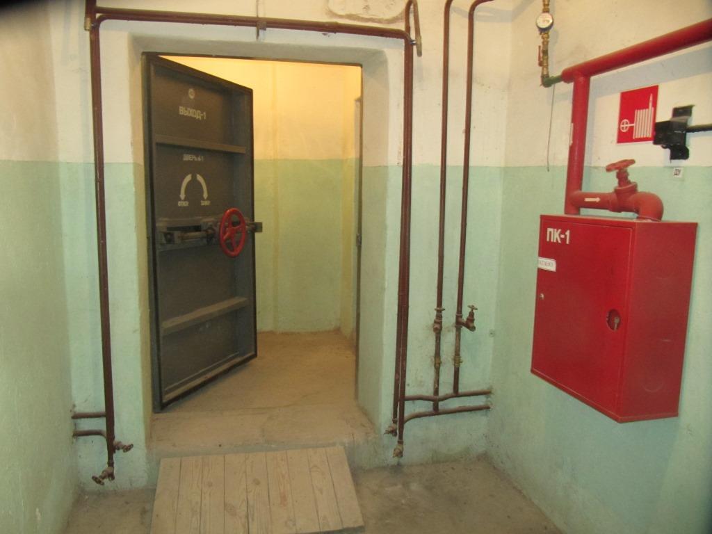 Подвальное помещение в доме на Менжинского выставили на городской аукцион